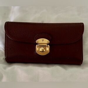 Louis Vuitton Burgandy Mahina Amelia Wallet